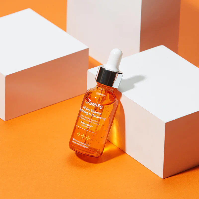 All day Vitamin Brightening & Balancing Facial Serum - Image 4