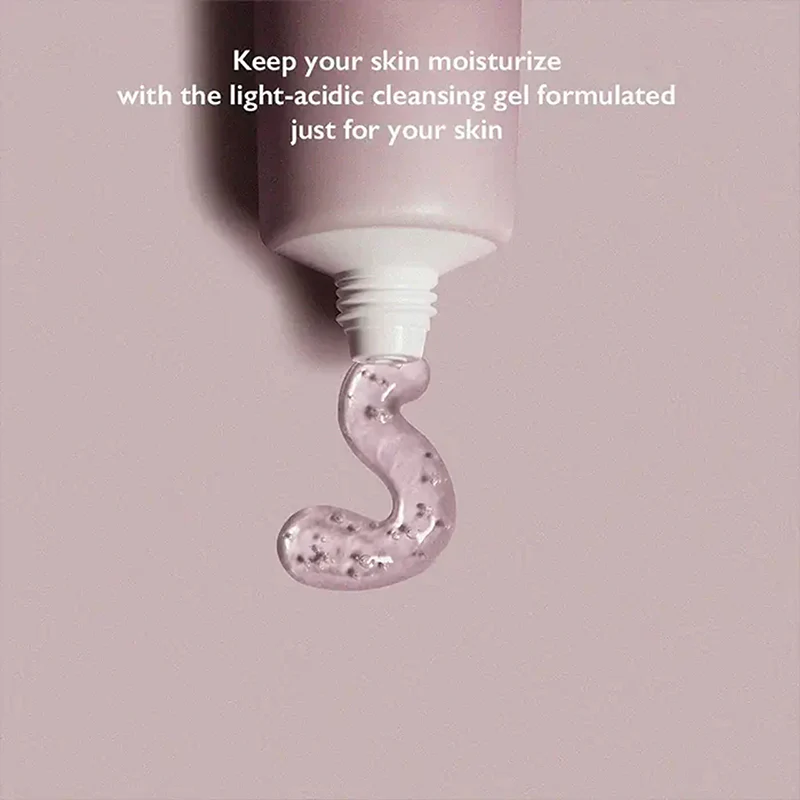 Black Rice Moisture 5.5 Soft Cleansing Gel - Image 3