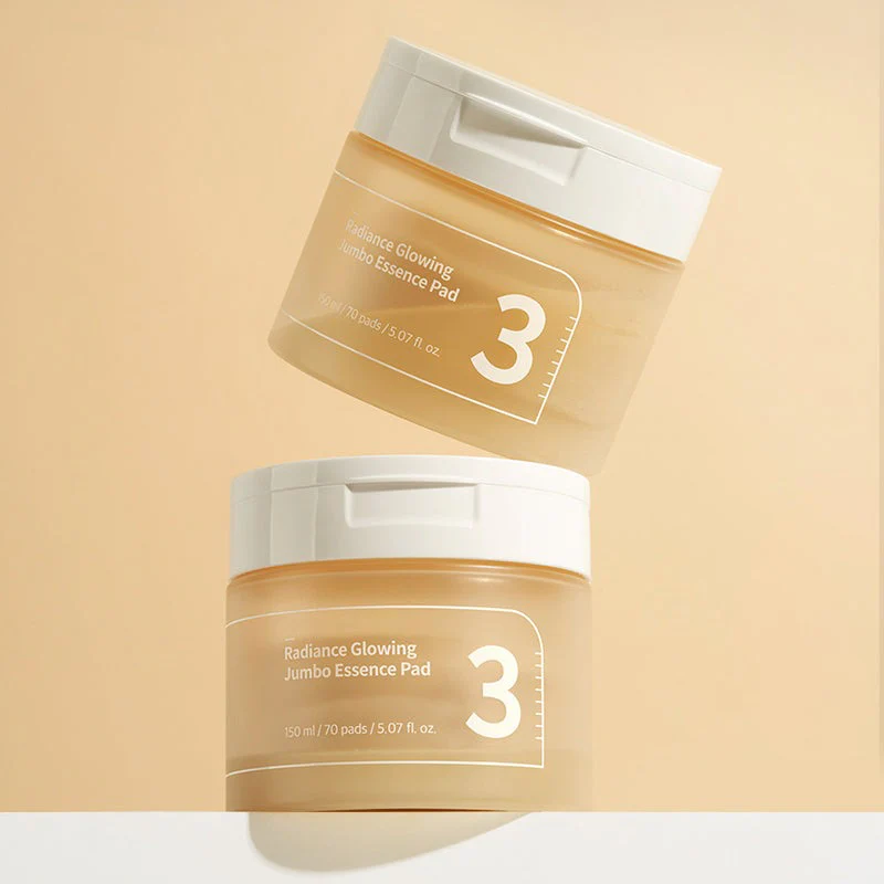 No. 3 Radiance Glowing Jumbo Essence Pad - Illuminating Facial Flakes - Image 3